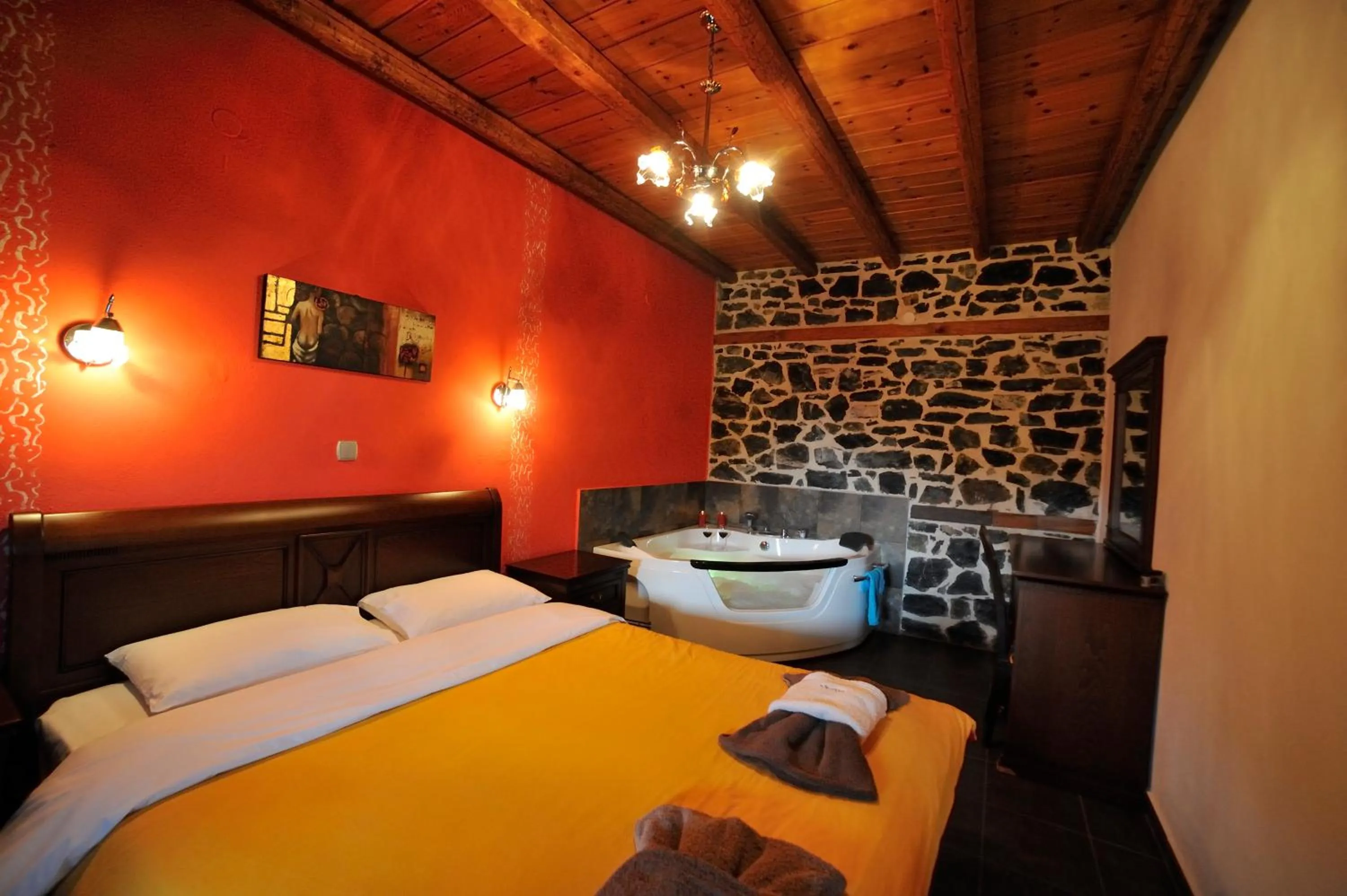 Photo of the whole room, Bed in Enastron