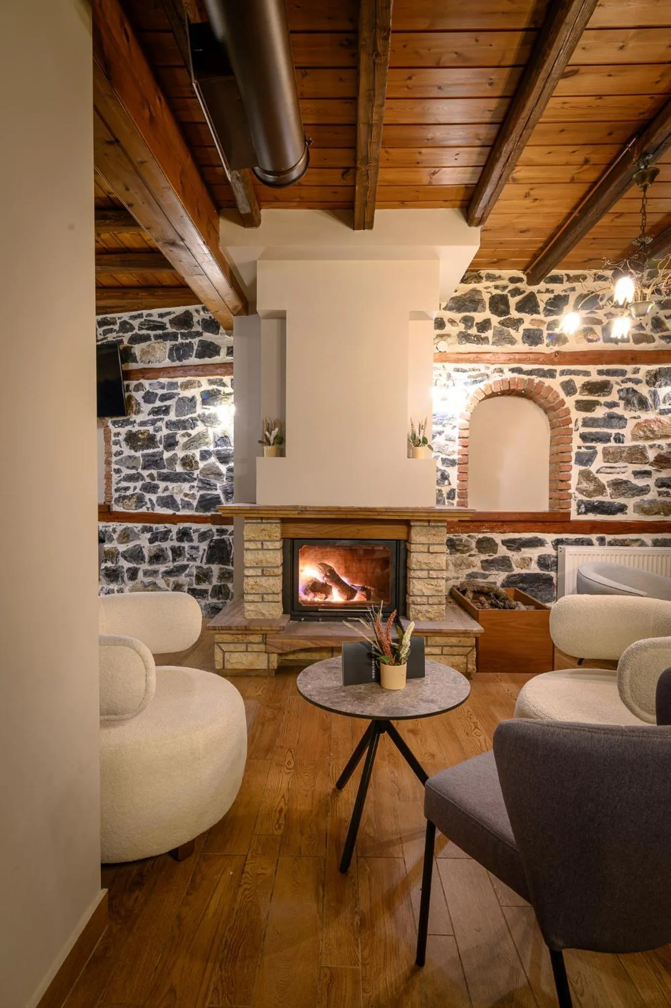 Lounge or bar in Enastron