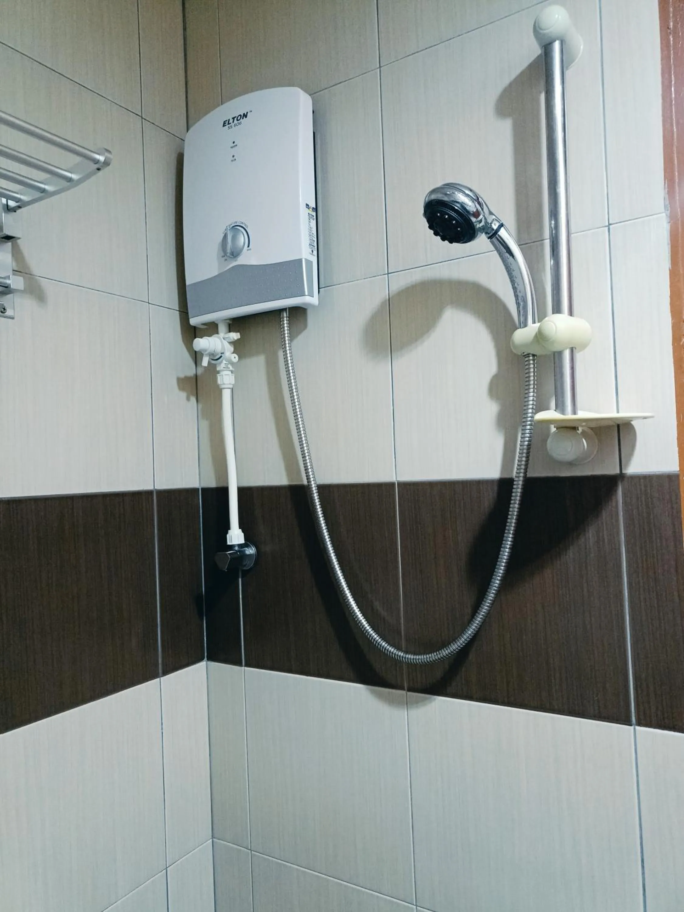 Shower in Kampar Times Inn Hotel