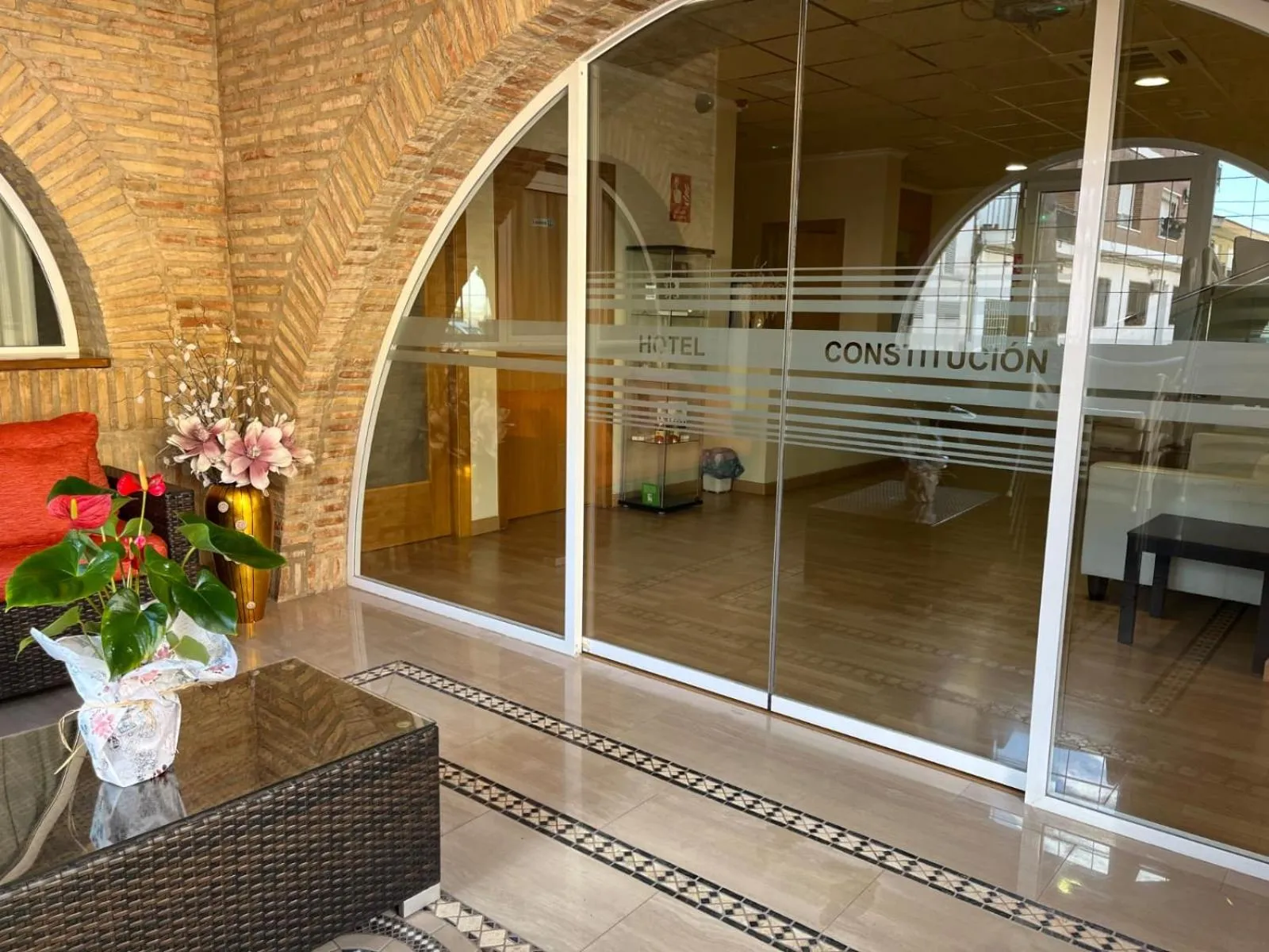 Property building in Hotel Constitución