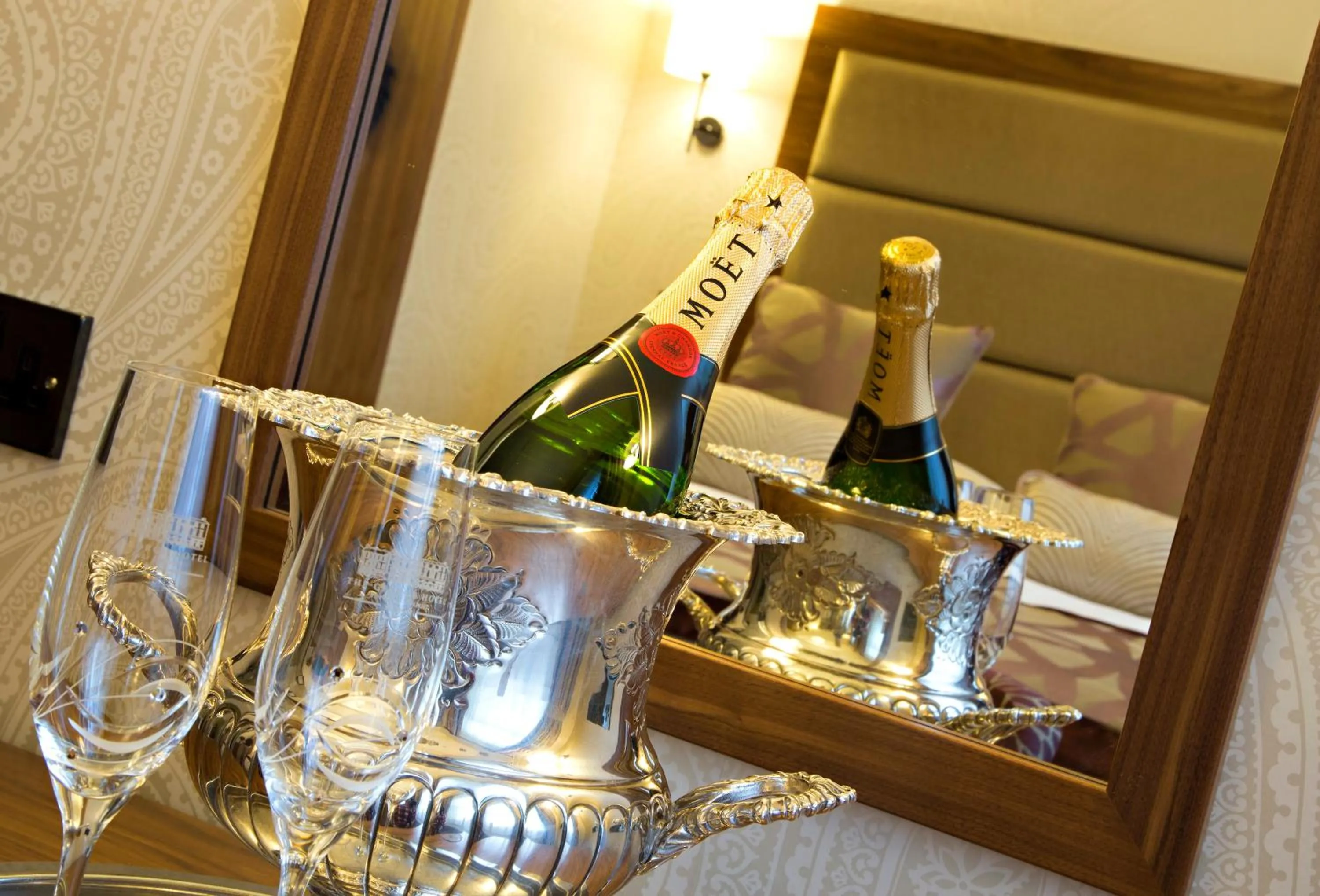 Alcoholic drinks in The George Hotel