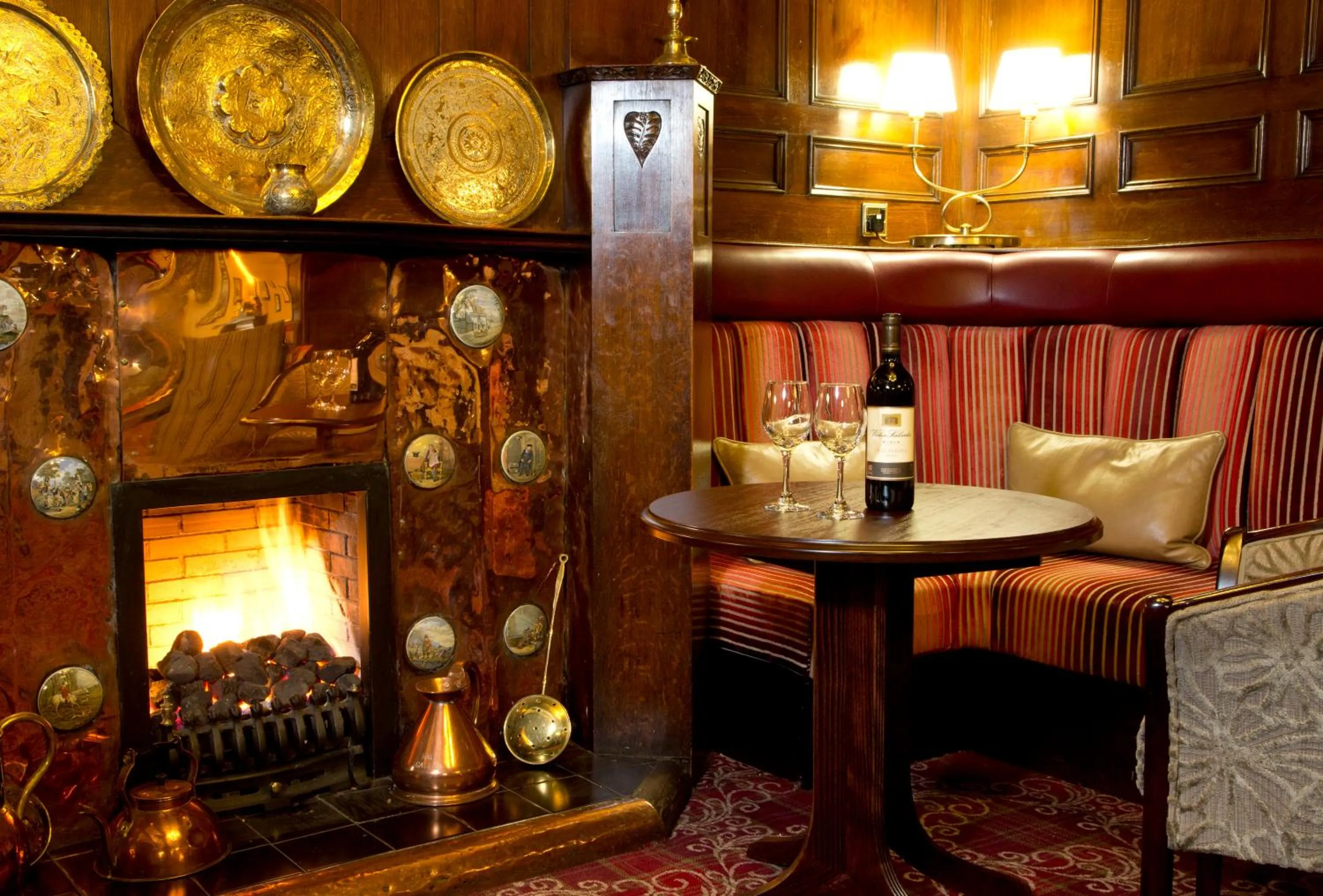 Restaurant/places to eat in The George Hotel