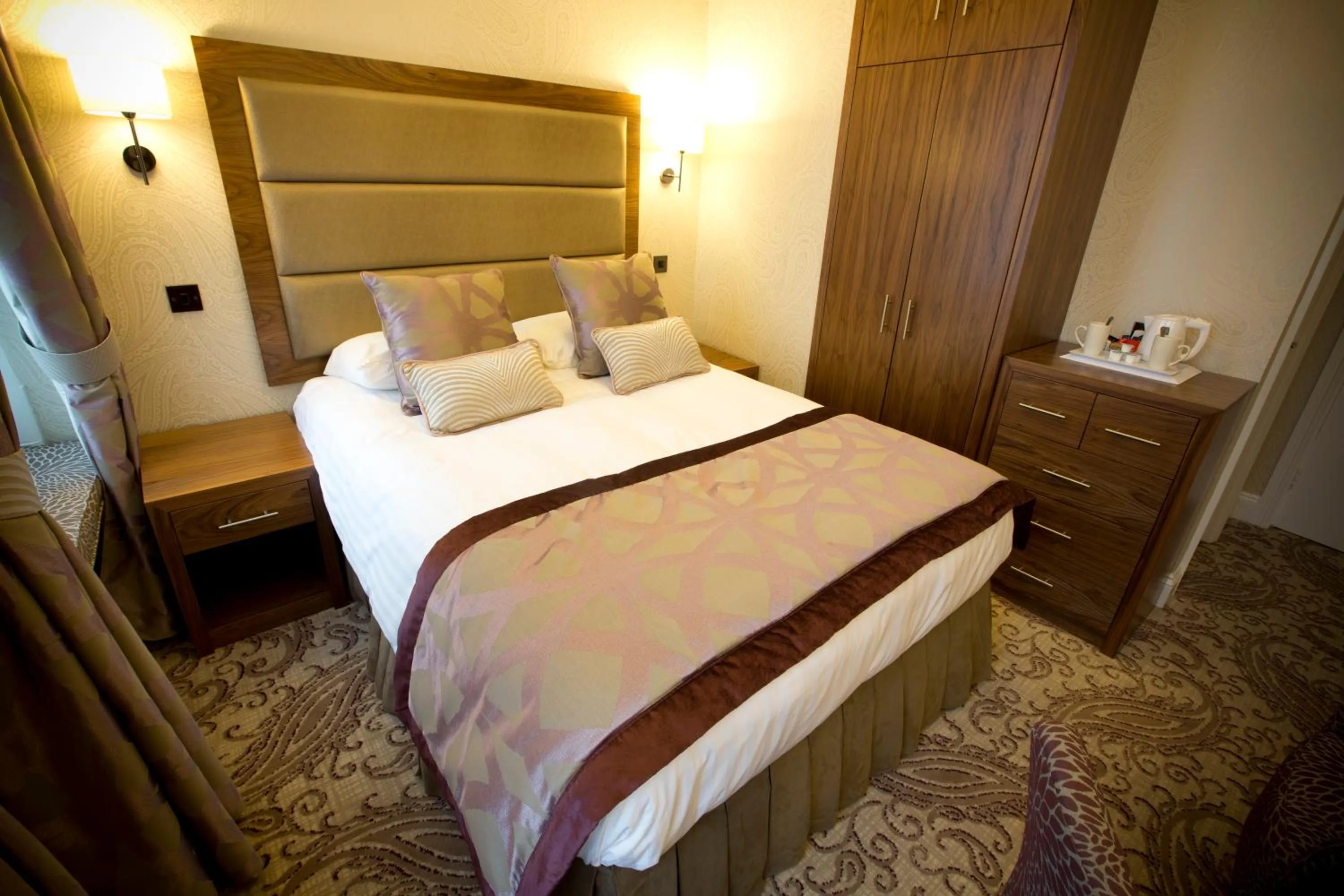 Bed in The George Hotel