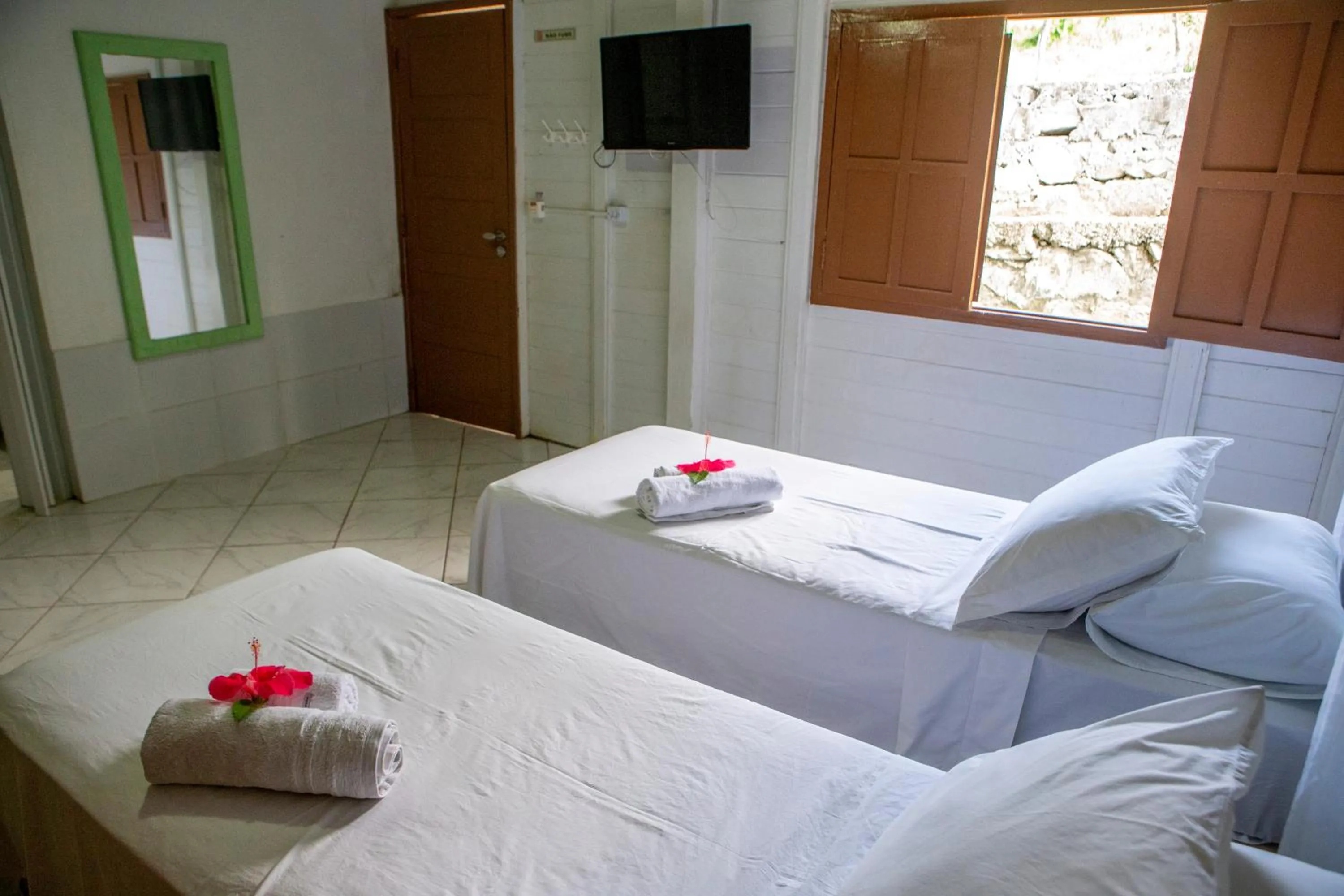 Photo of the whole room in Pousada Sol e Mar Noronha