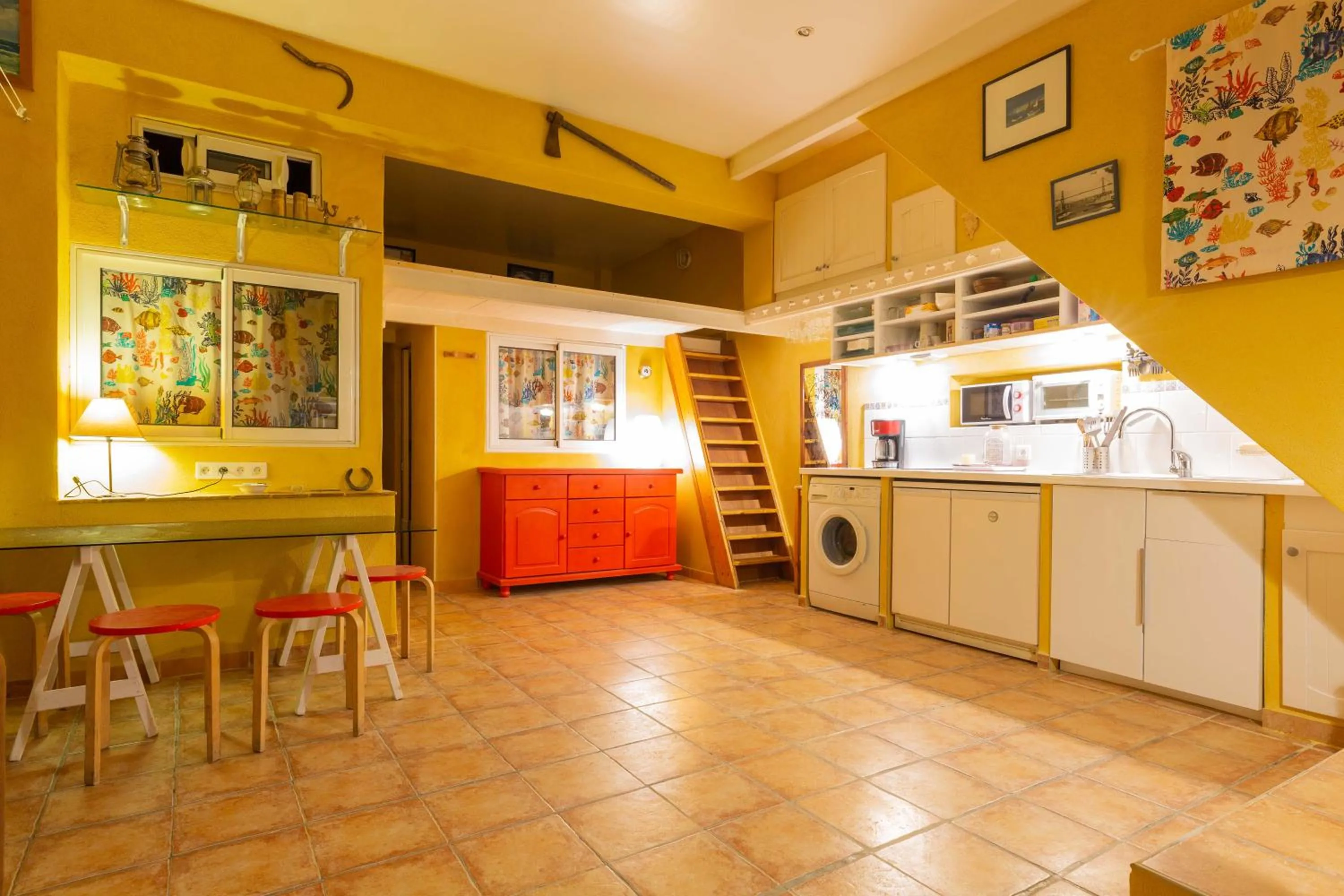 Sharehouse world-Hostel-la girelle- Backpackers