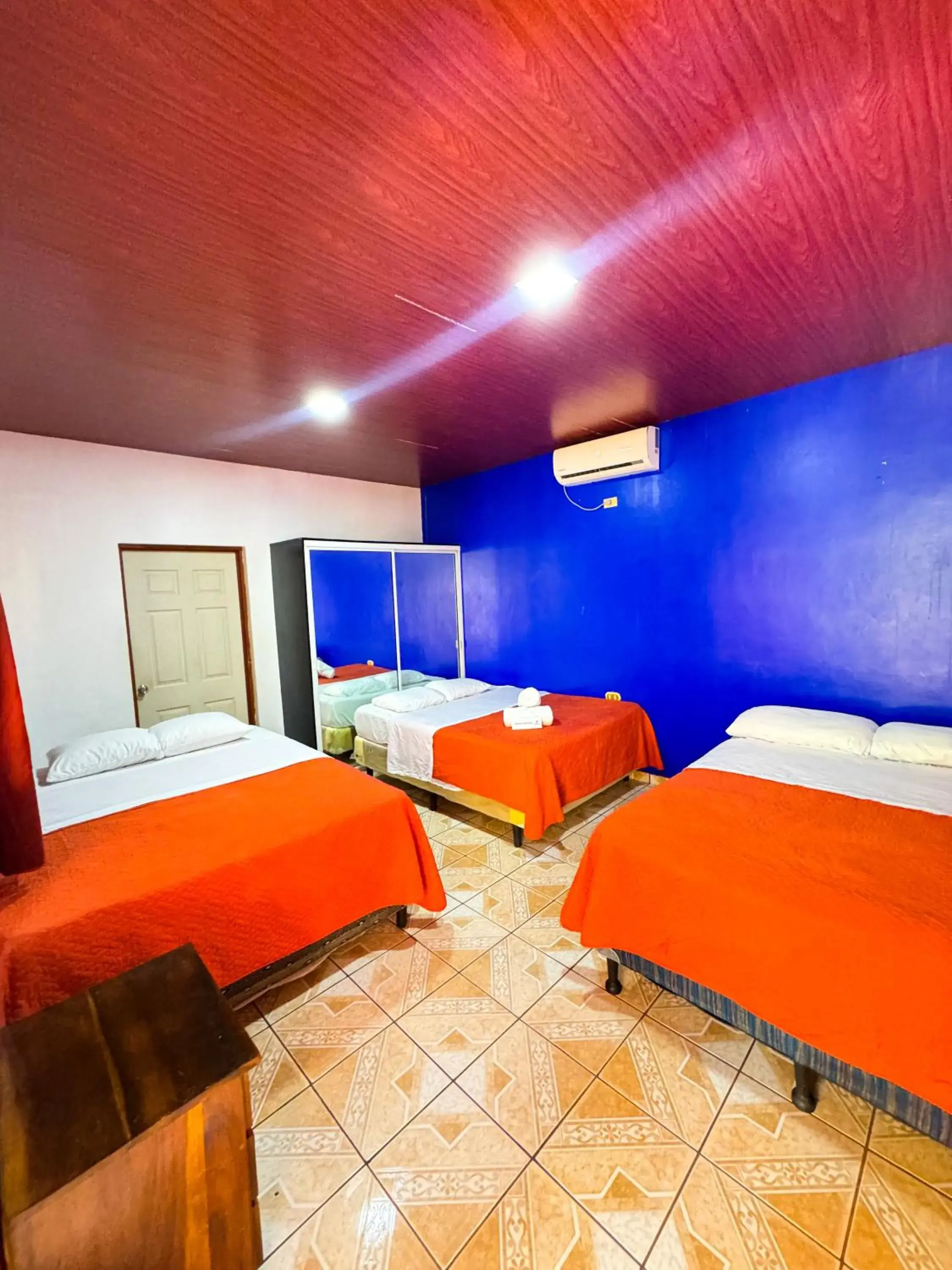 Standard Family Room in Hotel y Restaurante Punta Diamantes Standard Family Room in Hotel y Restaurante Punta Diamantes