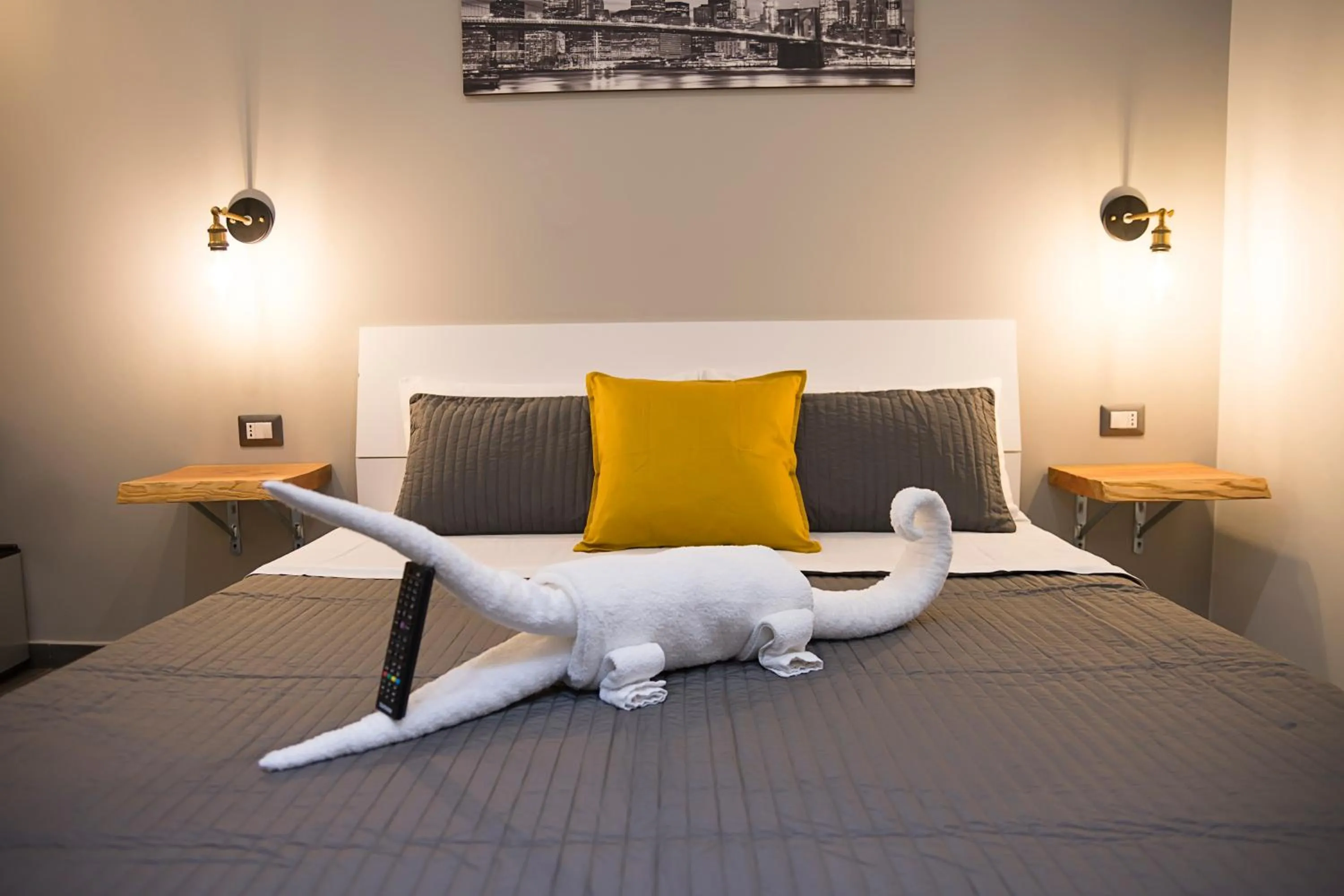 Decorative detail, Bed in Passi di Mare Rooms