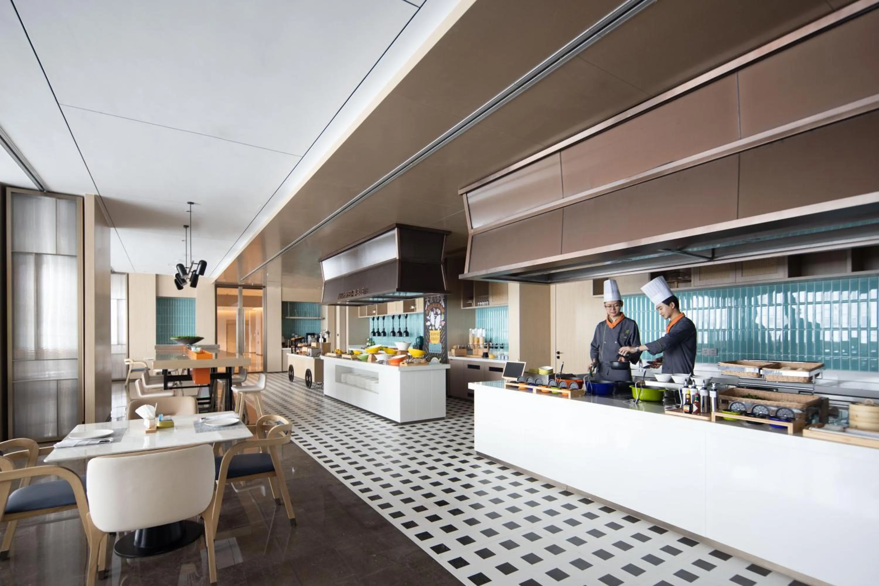 Restaurant/places to eat in Home2 Suite by Hilton Hangzhou Qianjiang New Town