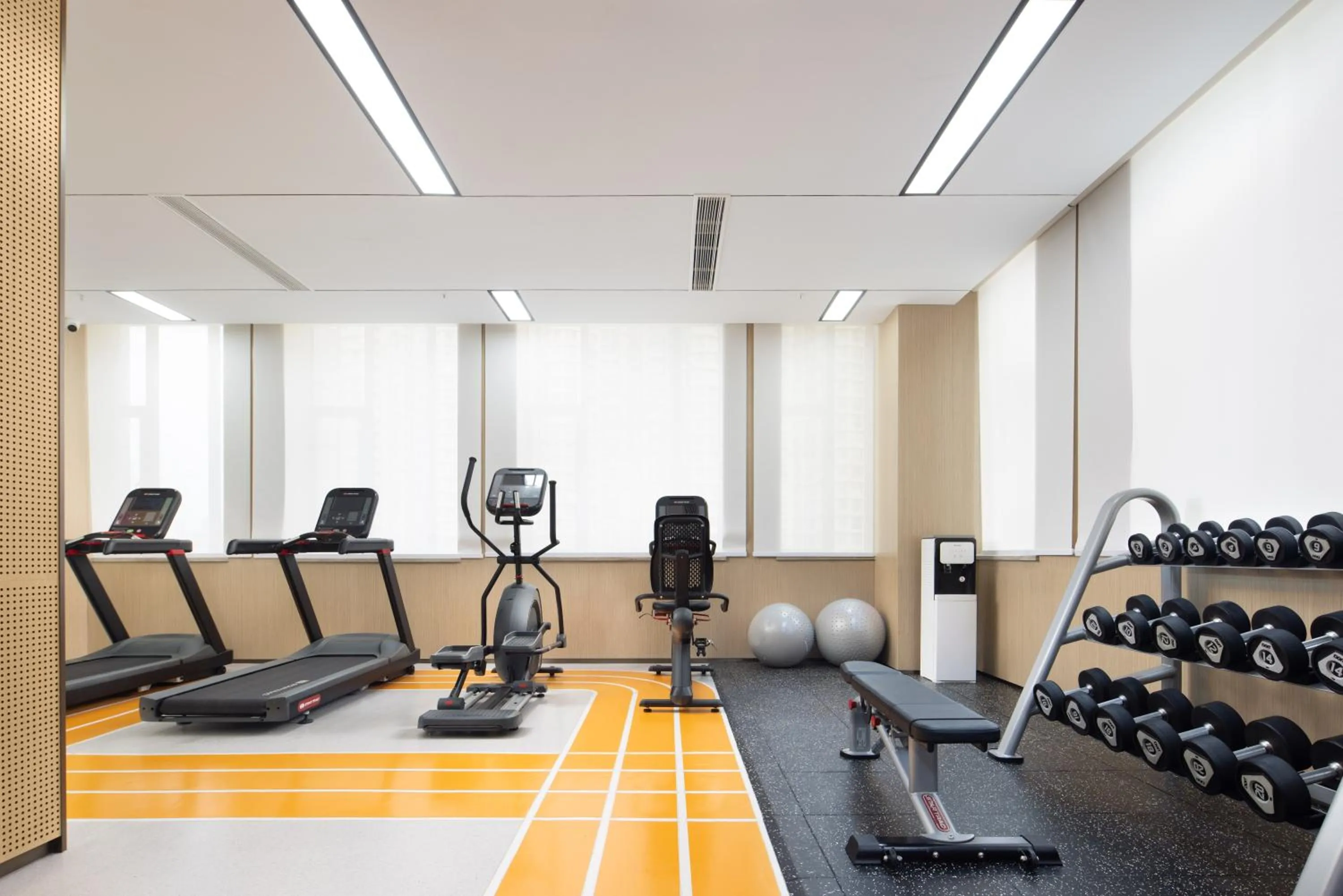 Fitness centre/facilities in Home2 Suite by Hilton Hangzhou Qianjiang New Town