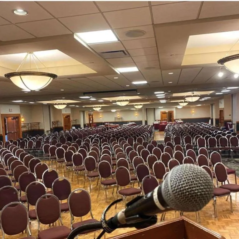 The Glenmore Inn & Convention Centre