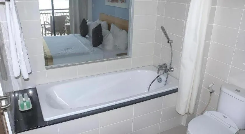 Bed in Laprima Hotel