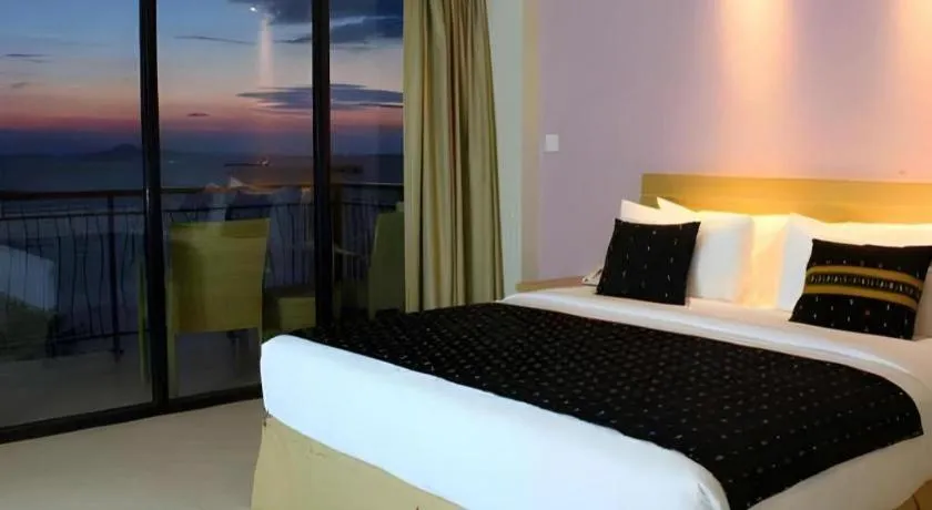 Bed in Laprima Hotel