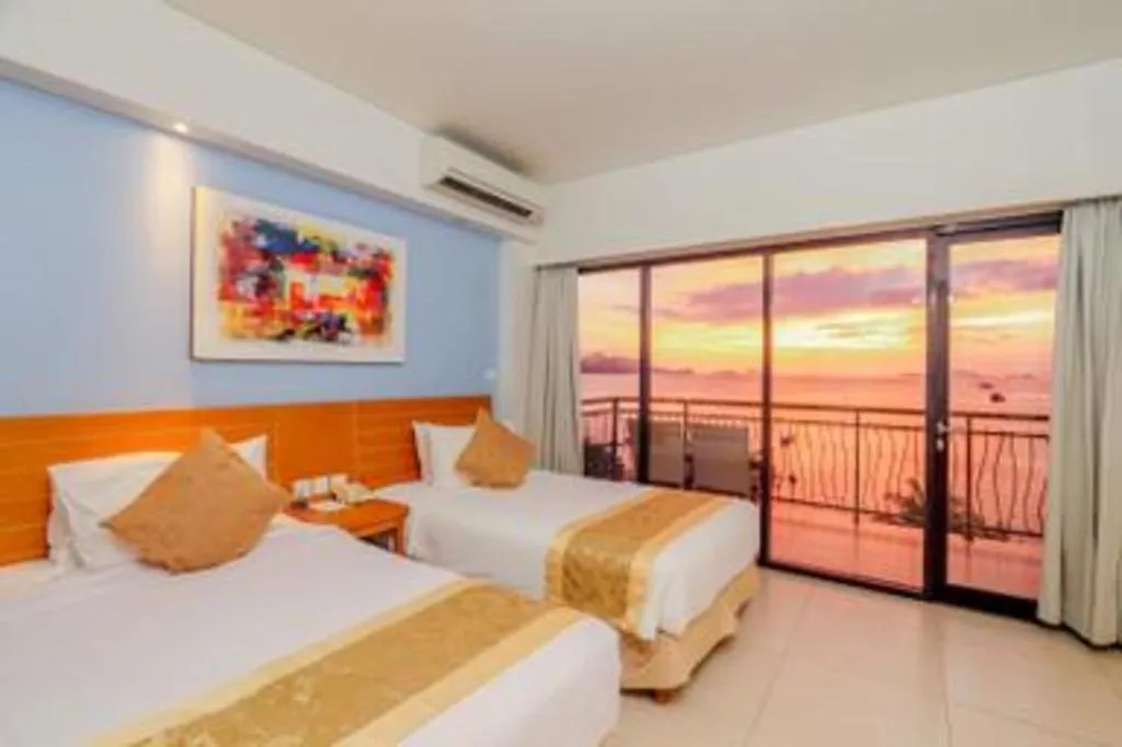 Bed in Laprima Hotel