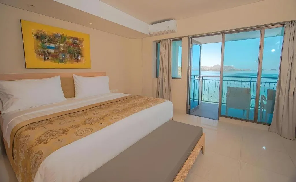 Bed in Laprima Hotel