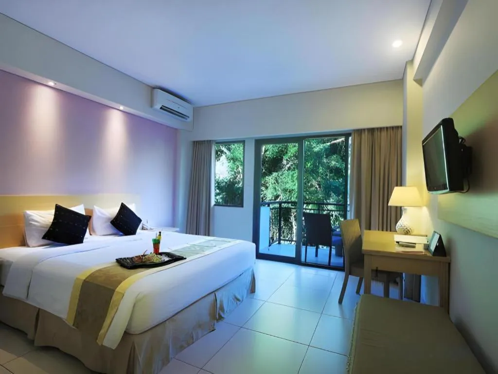 Bed in Laprima Hotel