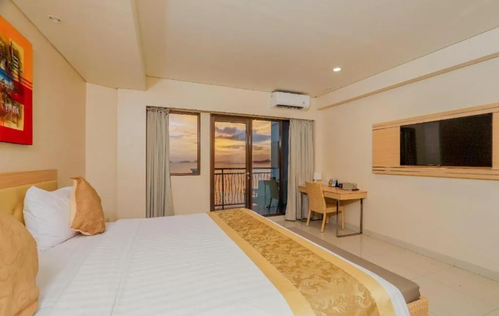 Bed in Laprima Hotel