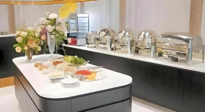 First Pride Hotel Bangkok