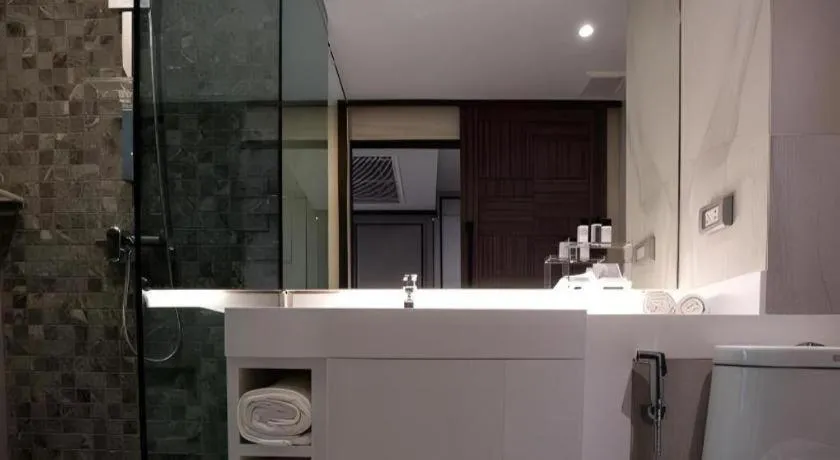 First Pride Hotel Bangkok