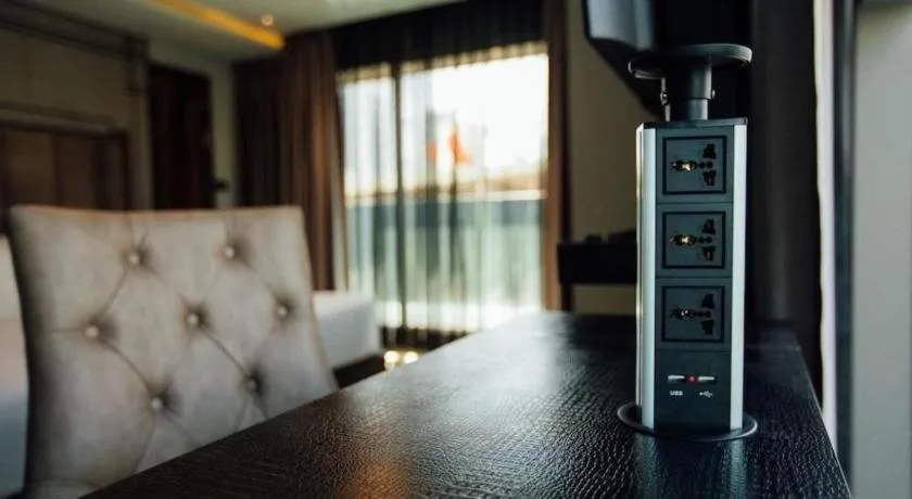 First Pride Hotel Bangkok