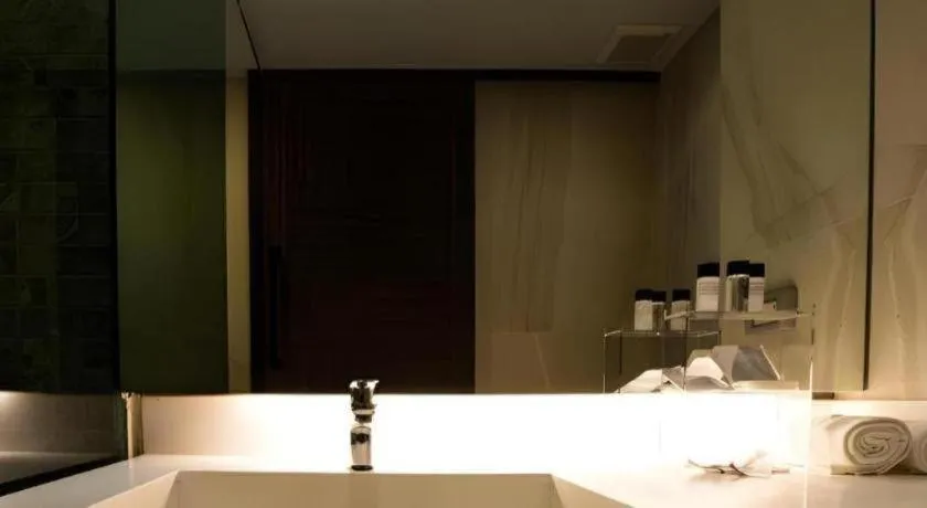 First Pride Hotel Bangkok