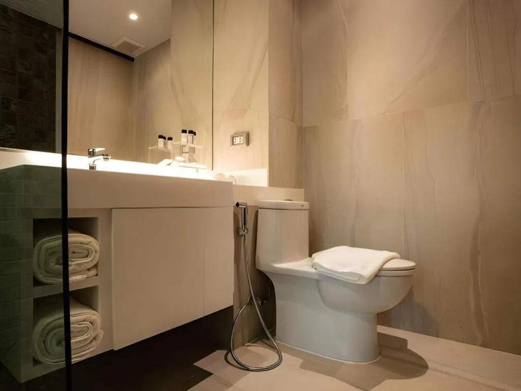 First Pride Hotel Bangkok