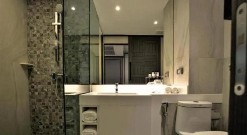 First Pride Hotel Bangkok