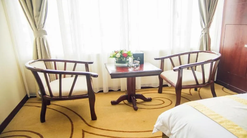 Bed in Grand Szechuan Hotel Vientiane