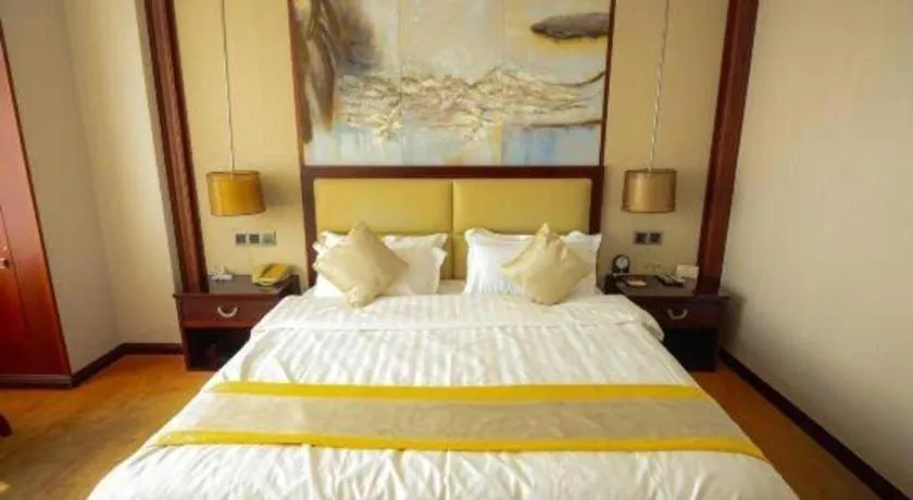Bed in Grand Szechuan Hotel Vientiane