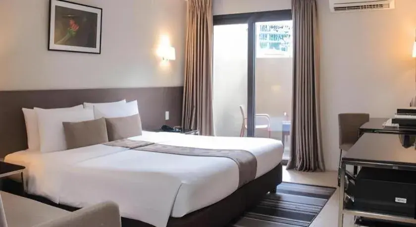 Bed in Sequoia Hotel Quezon City Bed in Sequoia Hotel Quezon City