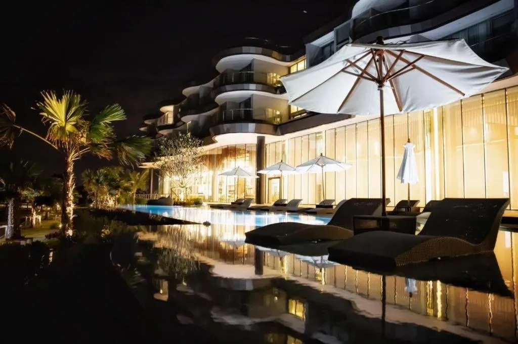 Symphony of The Sea Hotel