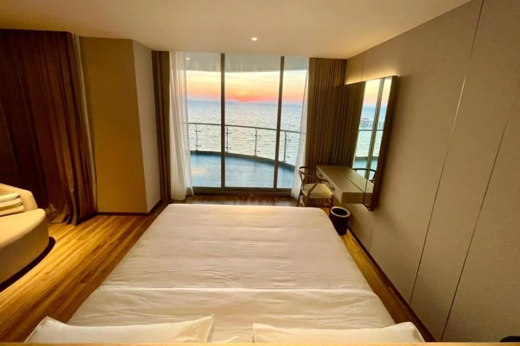 Bed in Symphony of The Sea Hotel