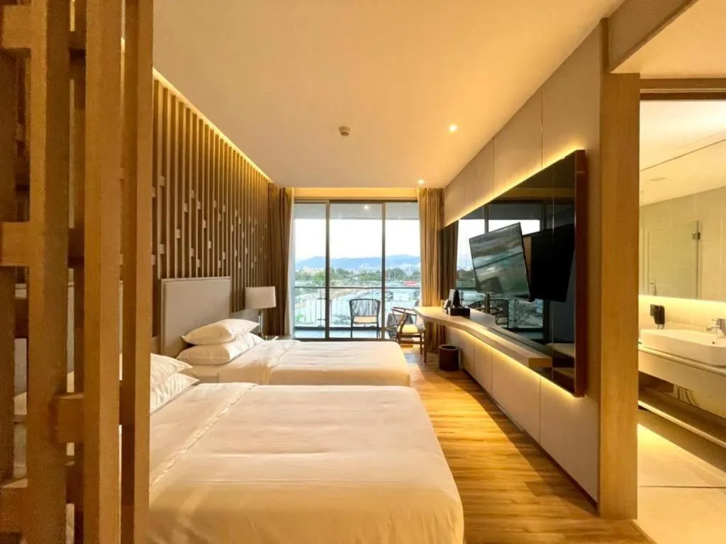 Bed in Symphony of The Sea Hotel