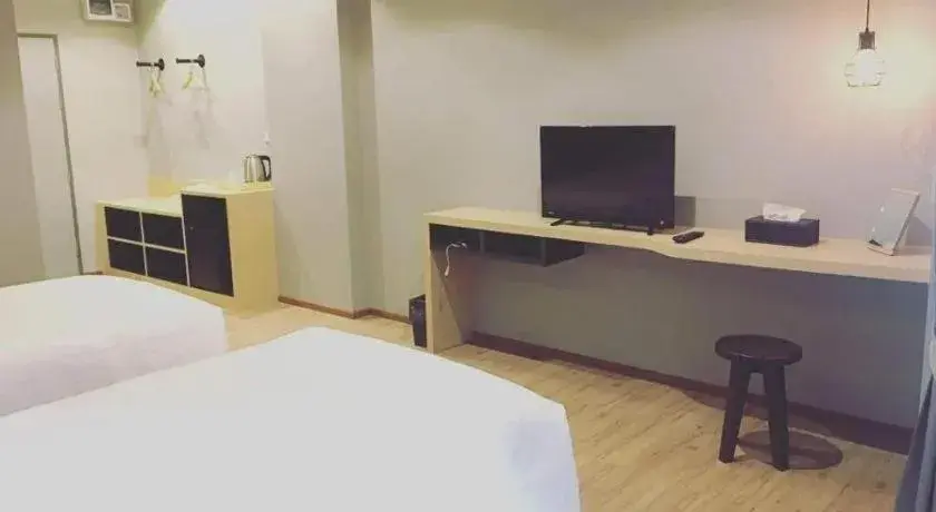 Bed in Sans Hotel Bed in Sans Hotel