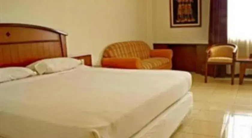 Bed in Karlita Hotel Tegal Bed in Karlita Hotel Tegal