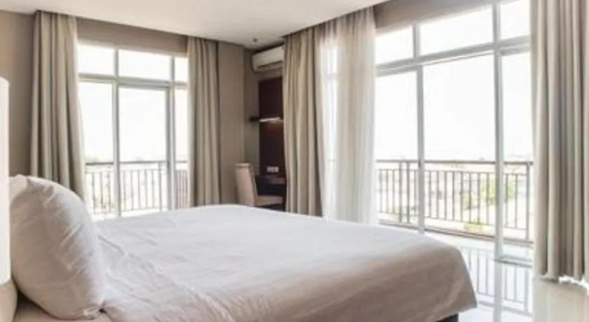 Bed in Karlita Hotel Tegal