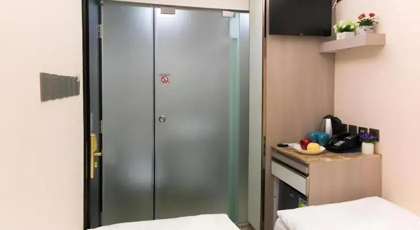 Metroplace Boutique Metroplace Boutique