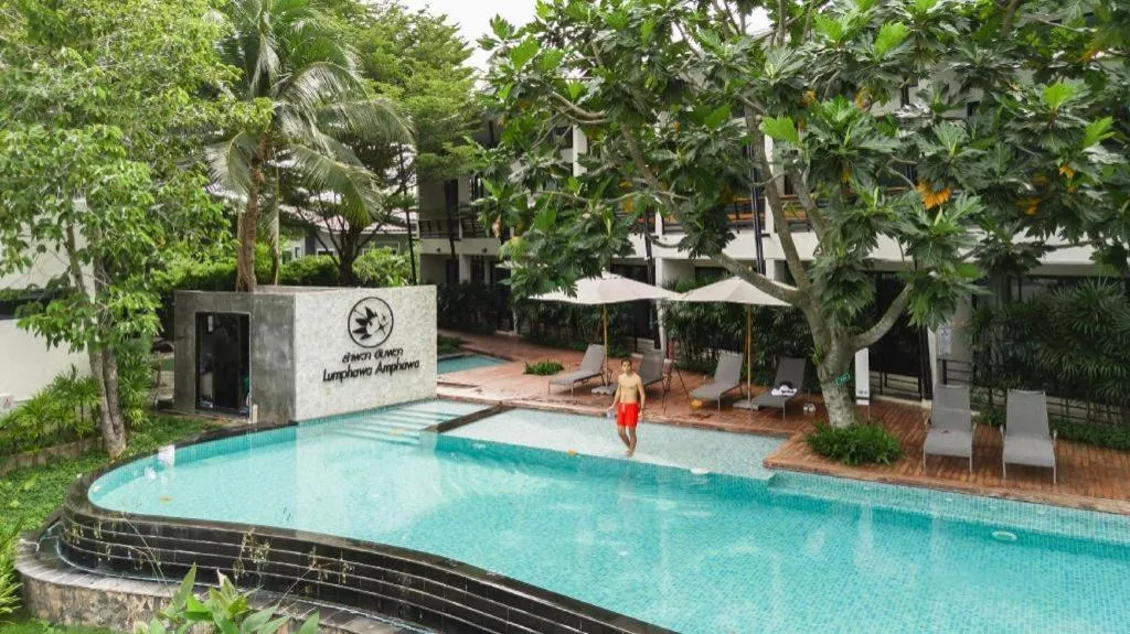 Lumphawa Amphawa Resort