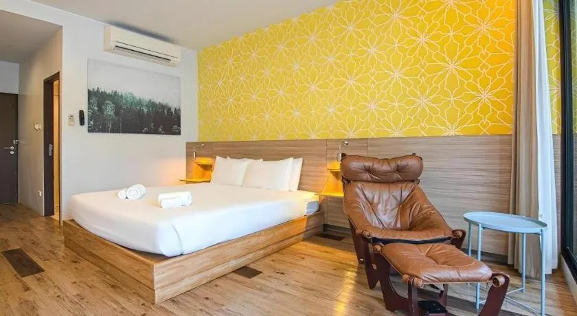 Bed in Lumphawa Amphawa Resort