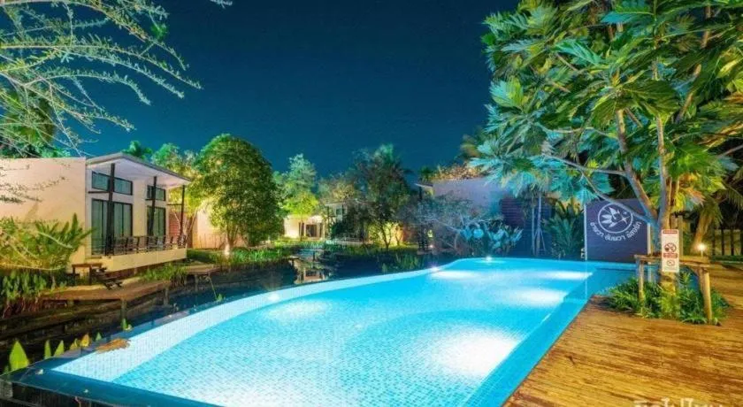 Lumphawa Amphawa Resort