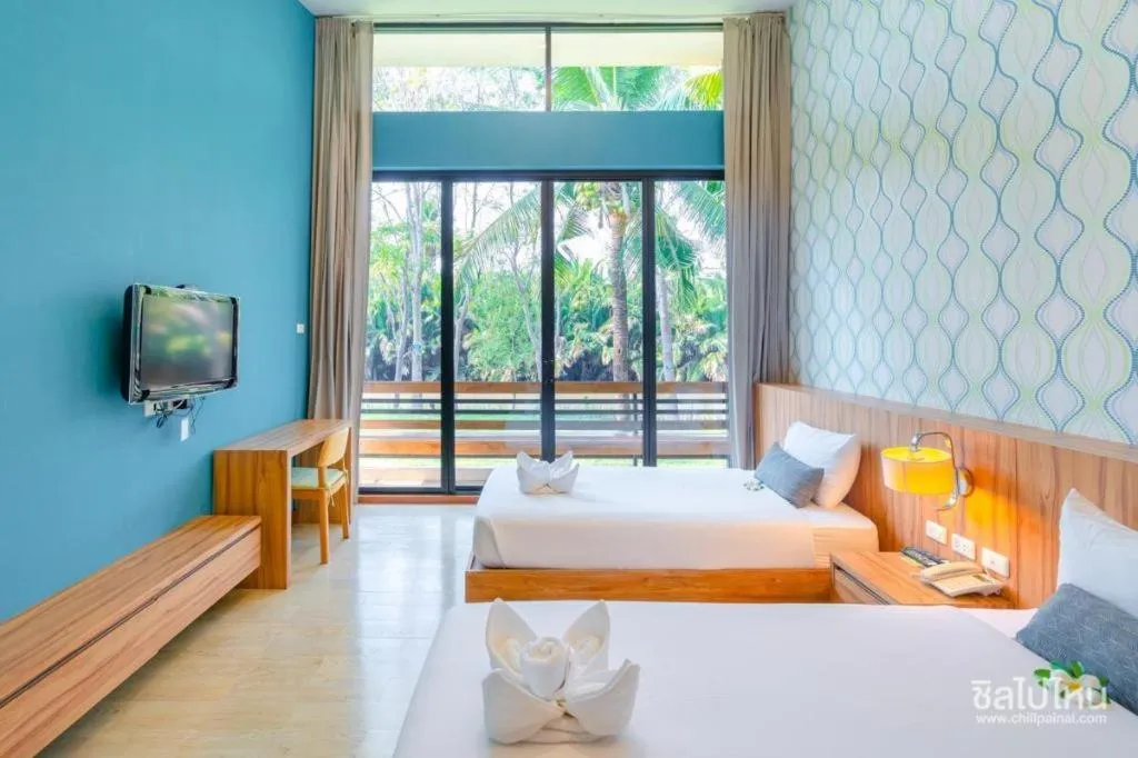 Bed in Lumphawa Amphawa Resort