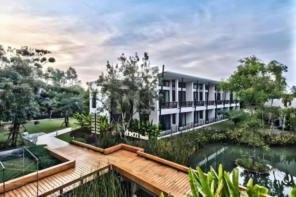 Lumphawa Amphawa Resort