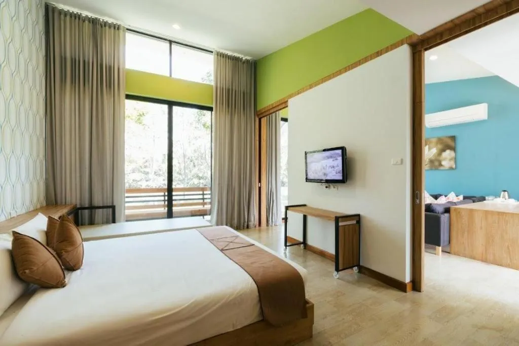 Bed in Lumphawa Amphawa Resort