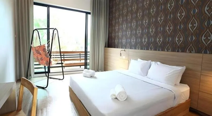 Bed in Lumphawa Amphawa Resort