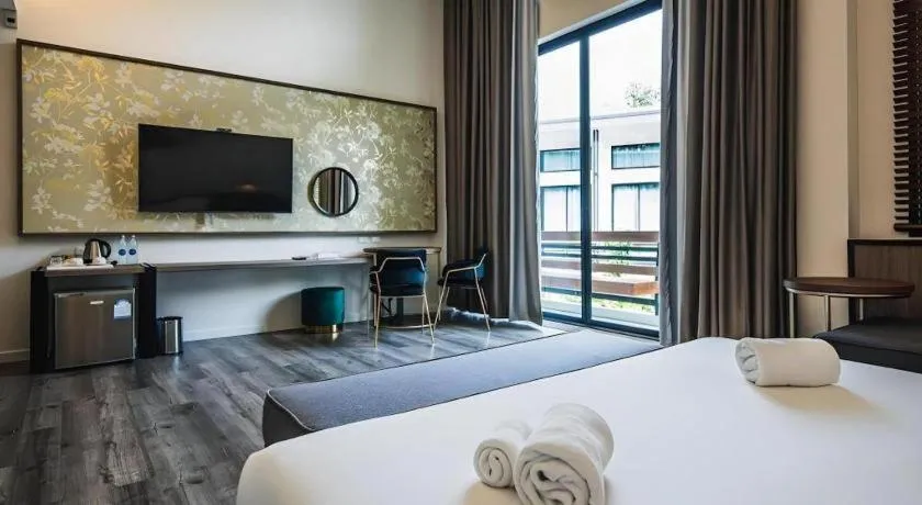 Bed in Lumphawa Amphawa Resort