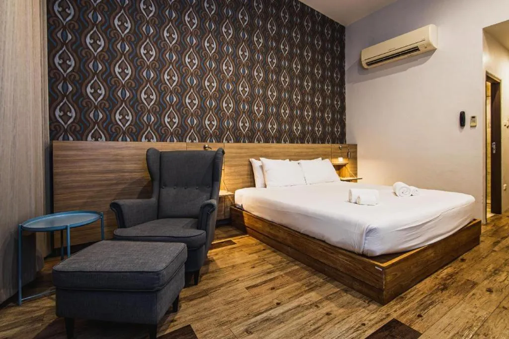 Bed in Lumphawa Amphawa Resort