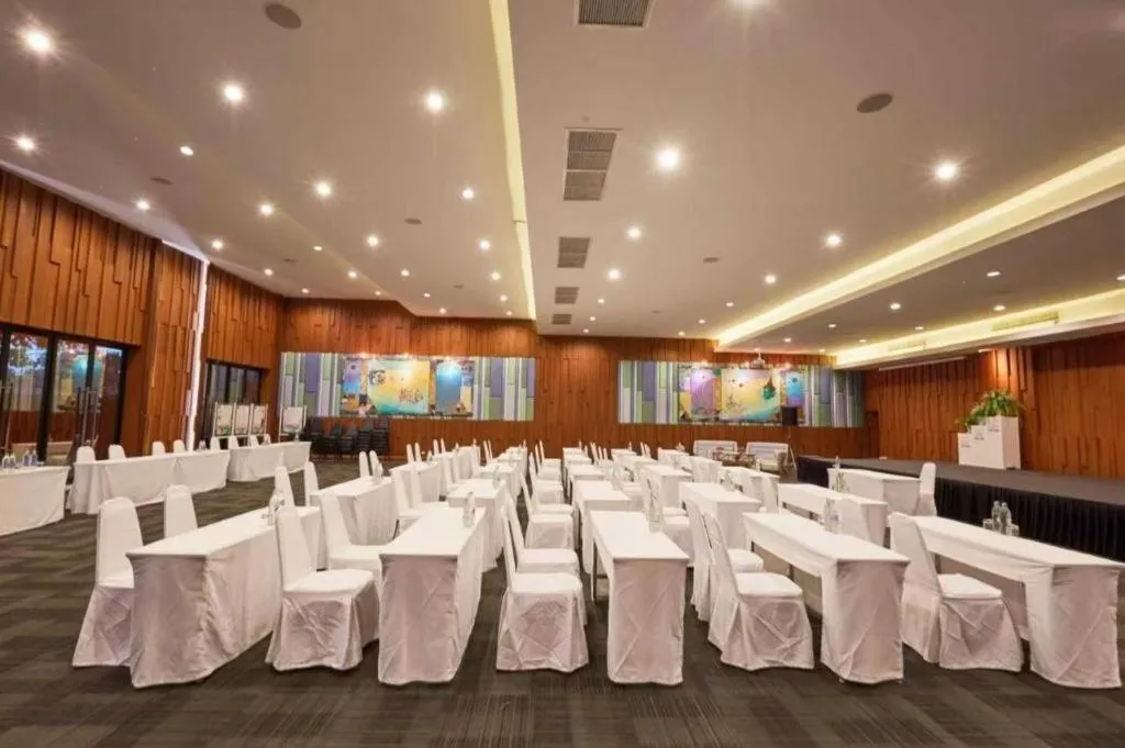 Lumphawa Amphawa Resort