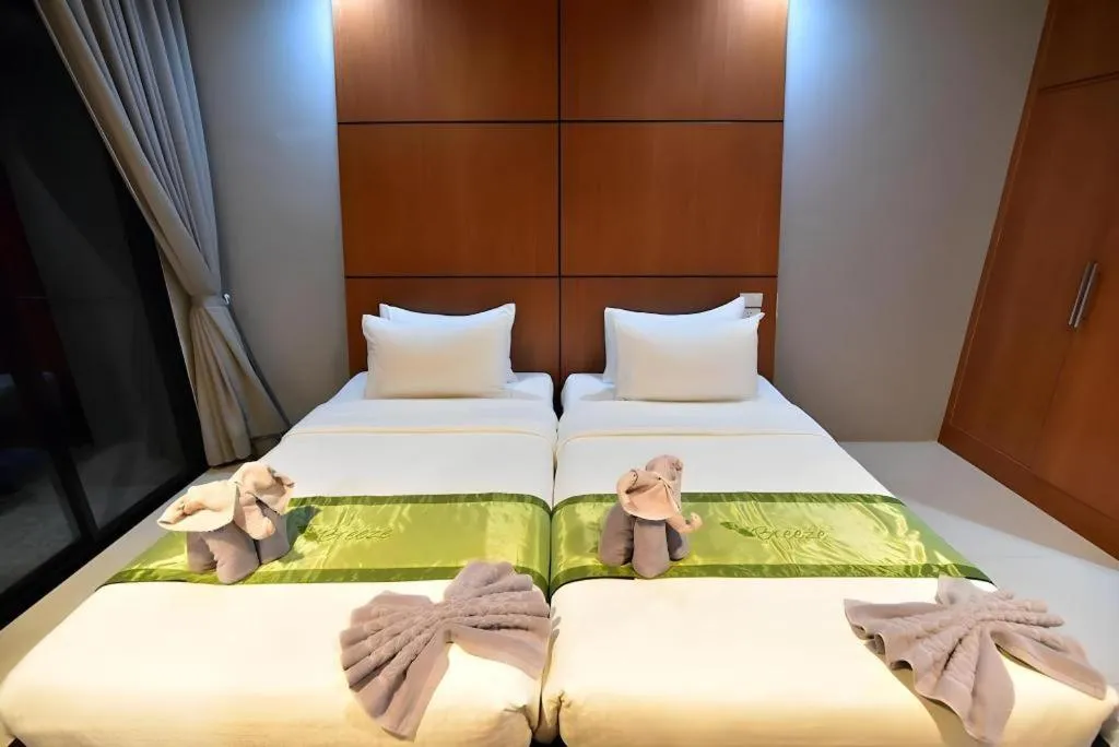 Bed in The Breeze Lipe Resort