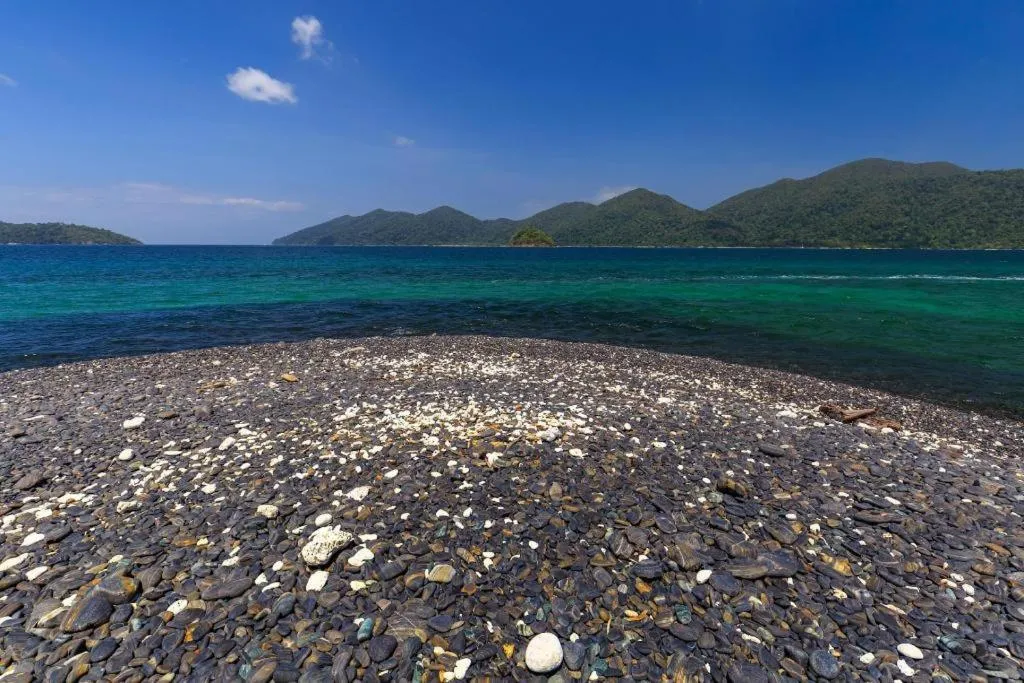 The Breeze Lipe Resort
