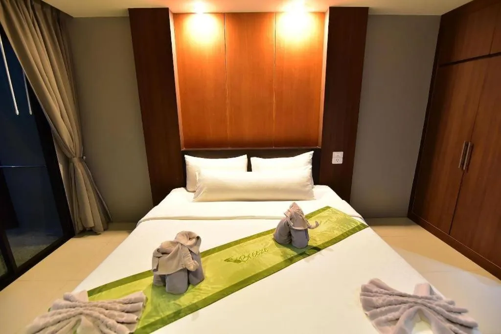 Bed in The Breeze Lipe Resort