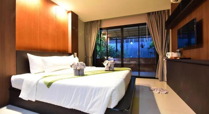 Bed in The Breeze Lipe Resort